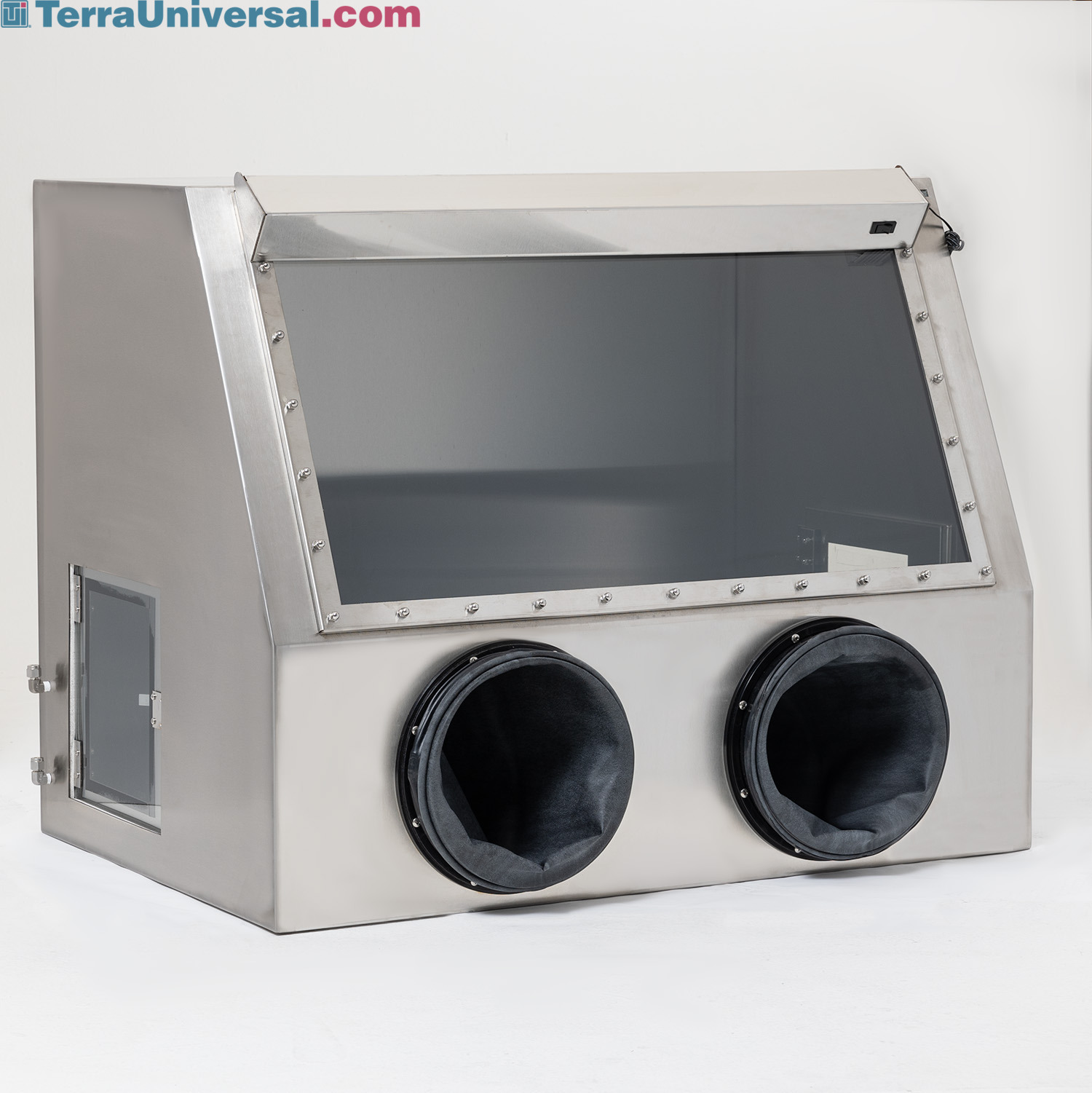 Smart® Controlled Atmosphere Glove Box Isolators